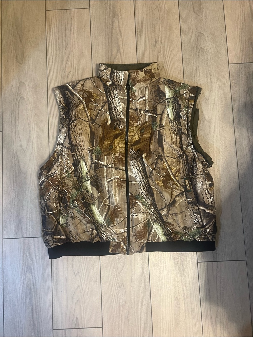 Camo Realtree Style Puffer Vest - Brown/Green